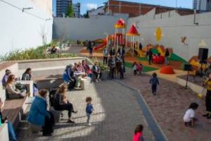 Patio Cucha Cucha:Nuevo espacio público en la Ciudad