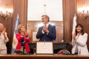 Legislatura:Nueva personalidad destacada, es el Dr. Ocar Mendiz