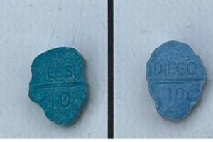 Cae dealer con pastillas de éxtasis con las caras de Maradona y Messi