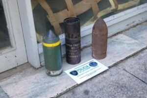 Villa Crespo:Secuestran proyectiles de cañón que se vendían por internet