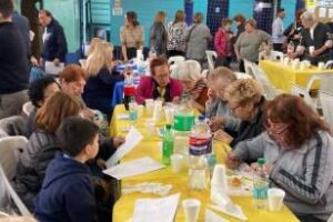 Comuna 5:Se realizò el cierre de año junto a personas mayores