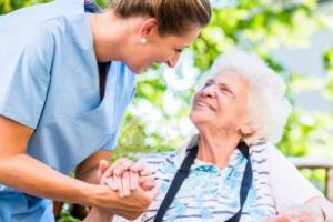 AMIA: Inscriben para el curso de Asistente Gerontológico