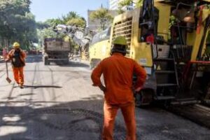 Ciudad:Aprovecha el verano para re pavimentar,200 cuadras en avenidas