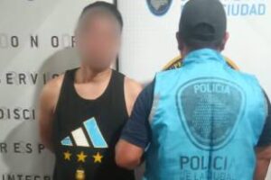 Dos detenidos luego de cuatro allanamientos tras un tiroteo