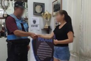 Devuelven a sus dueños celulares,bicicleta y rueda de auxilio