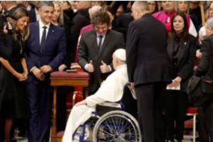 Jorge Macri participó de la misa en la Basílica de San Pedro