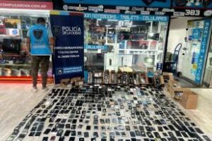 Ciudad:Más de mil celulares secuestrados en el centro porteño