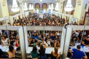 1800 mujeres participaron de la primera Expo Empleo Barrial