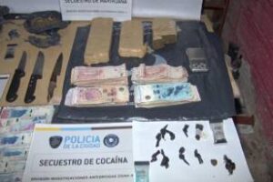 Barrio Zavaleta:Desarticularon red narco y secuestraron marihuana
