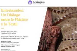 Ciudad muestra entrelazados:Diàlogo entre lo plàstico y lo textil