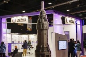 La Legislatura:Inauguró su stand en la Feria Internacional del Libro