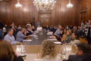 Reunidos las comisiones de Justicia, presupuesto y Espacio Pùblico