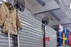 Balvanera:Buscaban un celular robado y clausuraron 5 locales