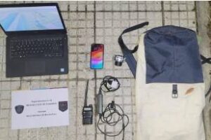 Retiro:Detuvieron a dos chilenos con un inhibidor de señal