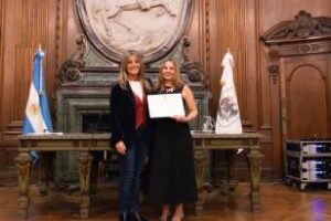 Ciudad:Se declarò personalidad destacada a Sabrina Cuculiansky