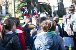Museo Saavedra:Se realizó el acto del nuevo mástil de la bandera