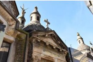 Cementerios porteños:Vuelven a subastar bóvedas luego de 57 años