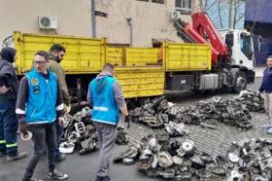 Barrio de Barracas:Desbaratan un desarmadero con motos robadas