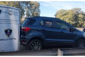 Ciudad:Menor detenido circulaba con una camioneta robada