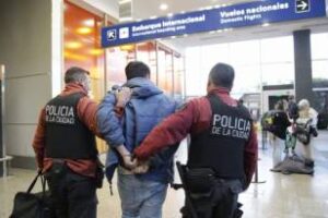 Delincuente chileno fue expulsado del país por robar en Saavedra