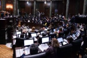 El palacio legislativo:Ratifican DNU sobre permisos de obras