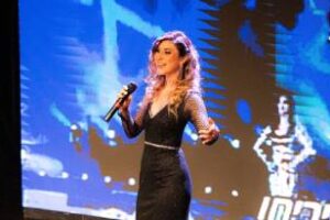 Vuelve,el exitoso espectáculo“Am Israel Jai,una historia cantada”