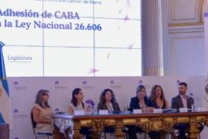 La Legislatura:Día Mundial de la Lucha contra el Cáncer de Mama