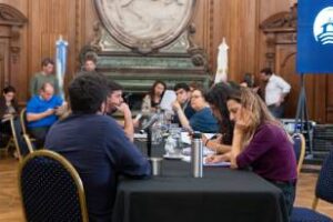 En la ciudad:Comisiones de Derechos Humanos y de Presupuesto