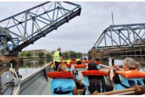 Verano en la Ciudad:Con paseos por el Riachuelo y varias visitas