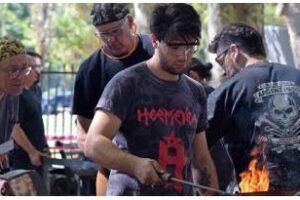 Herreros del mundo en Buenos Aires para revivir el oficio milenario