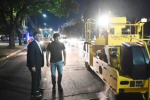 La Ciudad: Plan Verano trabaja por las noches en la repavimentación