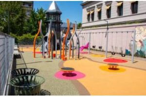 Villa Crespo recuperó el Patio John Malcolm con más verde