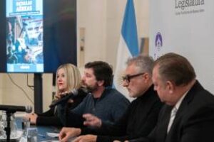 Legislatura:El libro “Batallas Aéreas” es de Interés para la Ciudad