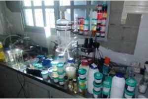 Pompeya:Clausuran fábrica química y secuestran más de 600 bidones