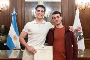 Se declarò de Interés para la Comunicación al libro “Señas de Radio”