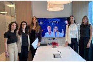 En la ciudad:El Ministerio de Educación firmó un convenio con Pfizer