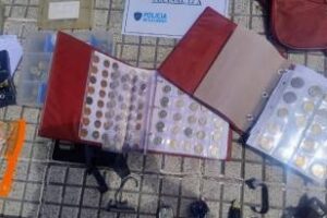 Ciudad:Recuperaron una colección de monedas antiguas y relojes valiosos