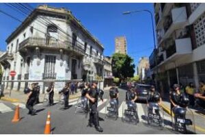 Once:Se desalojó un edificio tomado hace seis años por cartoneros