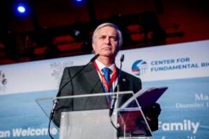 Clara Muzzio y los diputados Mayoraz y Santurio viajan a europa