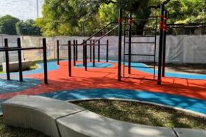 Comuna 14:Puesta en valor de la calistenia en Plaza Serbia