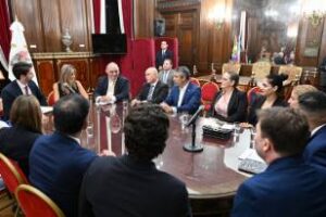 Legislatura distinguió al presidente de la Asamblea Nacional de Ecuador
