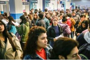 Expo Empleo Barrial:Edición juventud,participaron màs de 2100