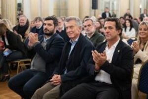 Ciudad:Homenajeó la edición del Campeonato Sudamericano de Bridge