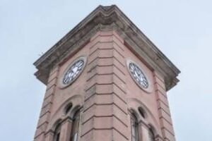 En la ciudad:El reloj de Mataderos volverá a marcar las horas
